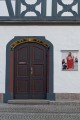Lutherhaus Eisenach – Stichbogenportal und Relief mit der Auferstehung Chrsti nach der konservatorischen und restauratorischen Behandlung.